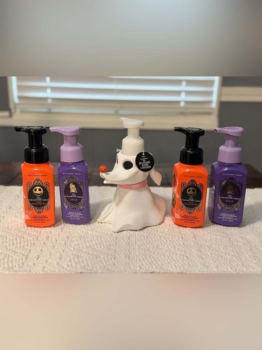 Nightmare before Christmas x Bath and bodyworks Zero bundle